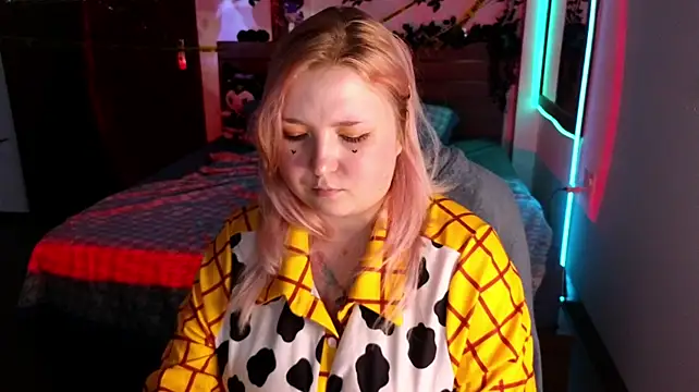 PlushyDevil XXX чат на живо