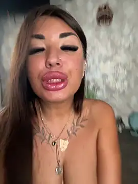 RuslanaXX's Live XXX Chat