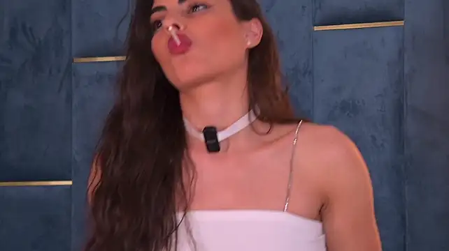 Chat XXX en directo de YasminaMoon