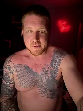 XXX chat uživo modela CloudyKingG