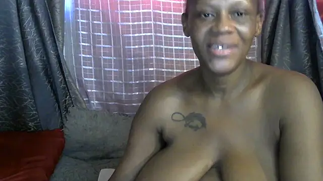MistressShirleyXXX81's Live XXX Chat