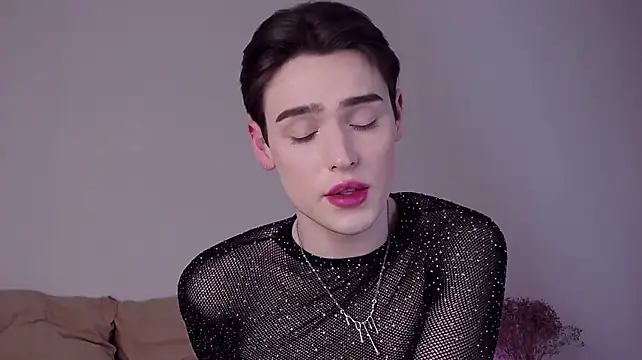 RobbyCharming live XXX chat