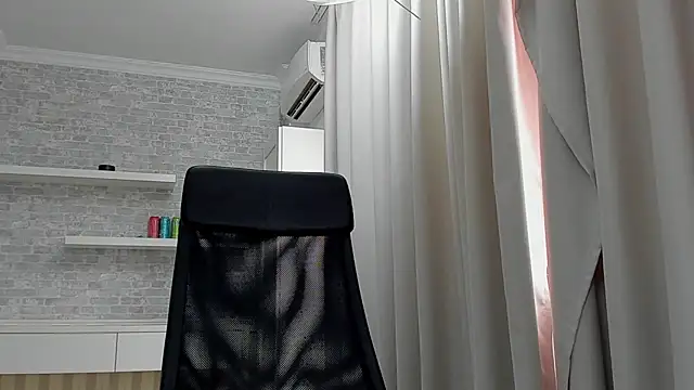 Chat XXX en directo de JonahShaw