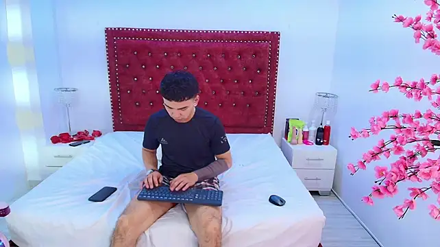 Jaden_and_sofia Adlı Modelin Canlı XXX Sohbeti