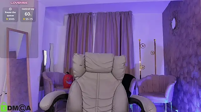 Chat +18 de NatashaJade ao vivo