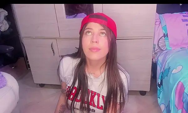 Kitty_bad1 Obrolan Langsung XXX