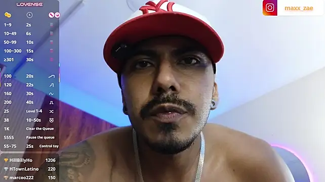 Živý XXX chat Latinmoster_boss