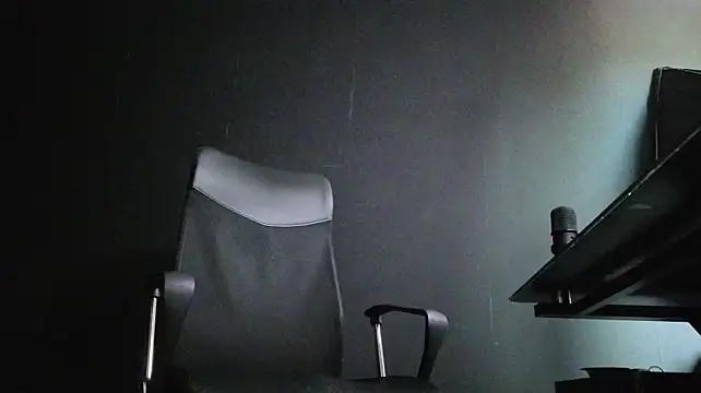 Živý XXX chat FelixStarkk