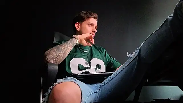 Chat XXX ao vivo de FelixStarkk