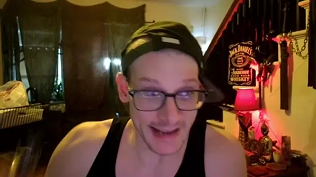 MasterDaddyCool Chat XXX live