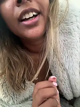 Chat XXX ao vivo de TammyOnTheMenu