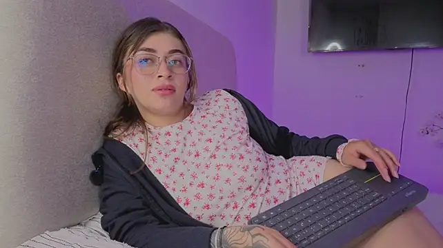 Chatroom XXX en direct de babesamanta