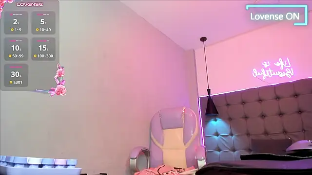 Chat XXX en directo de scarletcherry18