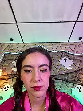 XXX chat uživo modela MelanyyJhonson15