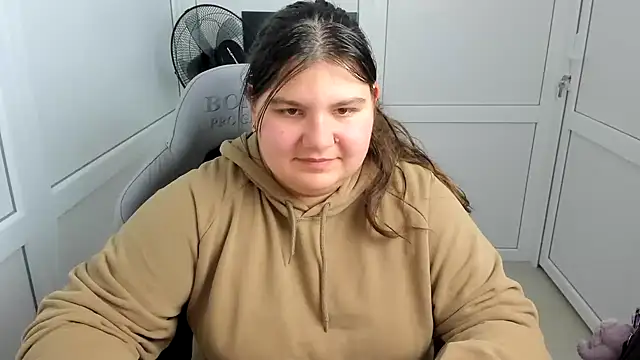 Živý XXX chat PhoenixFly