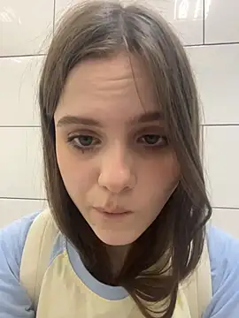 Lunabelle_ Adlı Modelin Canlı XXX Sohbeti