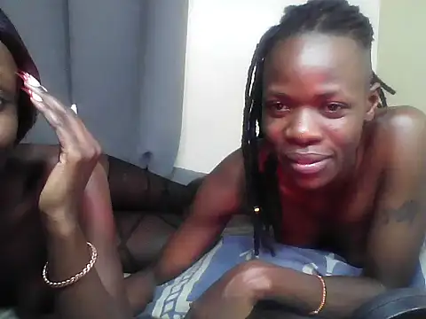 BlackDivas2_: απευθείας συνομιλία ΧΧΧ