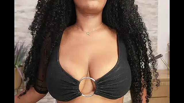 HOTBLACKANDWHITE2's Live XXX Chat