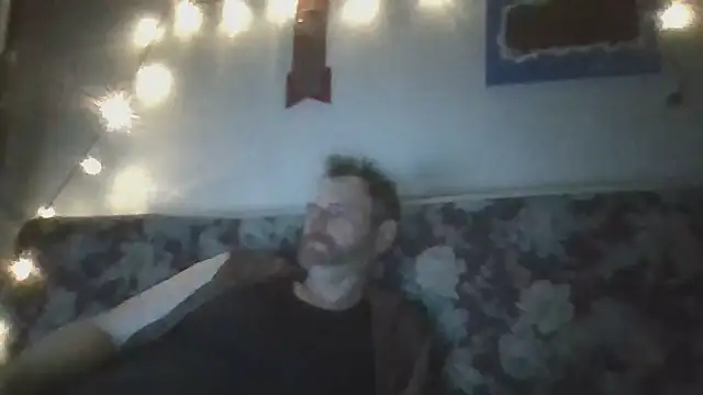 Sir_Spun_Son: διαδικτυακό σόου στην κάμερα
