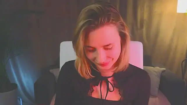 XXX chat uživo modela NoraMoreau