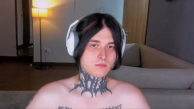 XXX chat uživo modela _torfin_