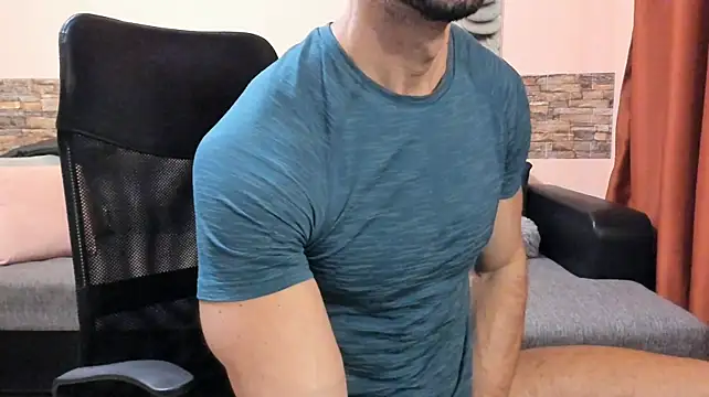 HotHunkTrainer 现场XXX聊天