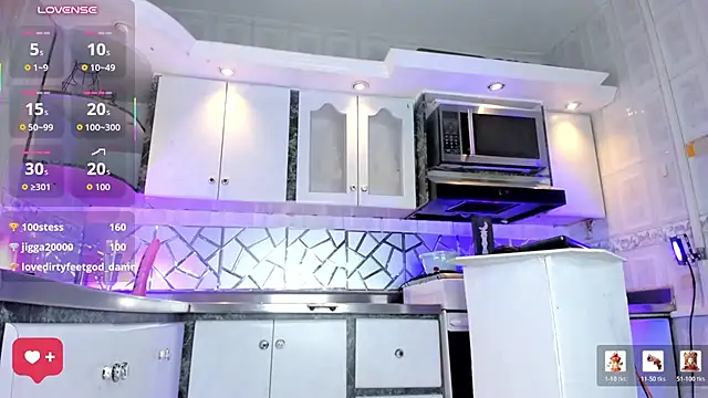 CrisOzzz XXX чат на живо