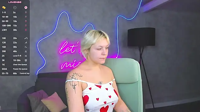 Chatroom XXX en direct de Denise_Halle