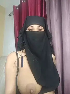 Aafreen_36 লাইভ XXX চ্যাট