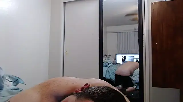 UncutHammer69's Webcam Show
