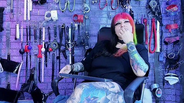 PANDORANEZZ Chat XXX in diretta