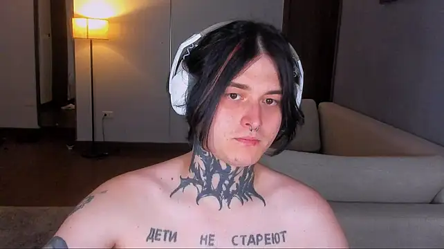Chatroom XXX en direct de _torfin_