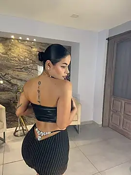 KateSunder Adlı Modelin Canlı XXX Sohbeti