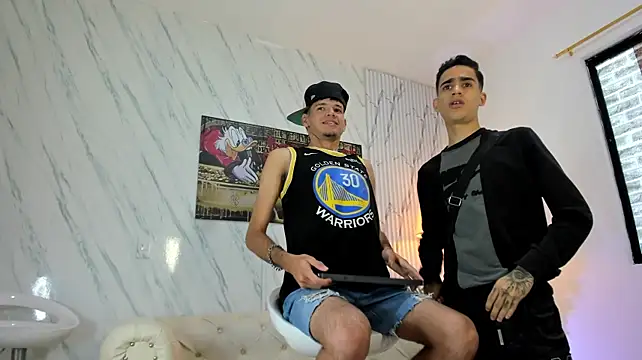 COOL_BOYS2: απευθείας συνομιλία ΧΧΧ