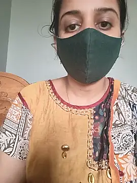 Tamil_shalini 即時 XXX 聊天
