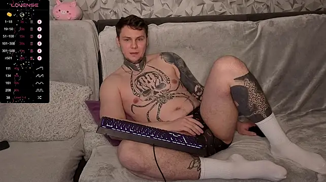Lechery_boy Adlı Modelin Canlı XXX Sohbeti