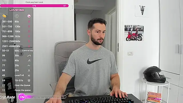 Czat XXX na żywo – ZackFraser