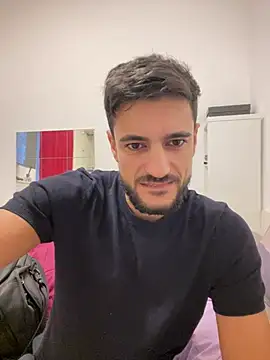 milano01 라이브 XXX 채팅