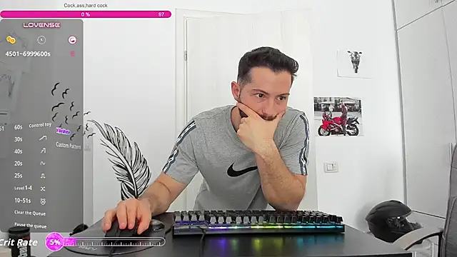 ZackFraser – Naživo XXX chat