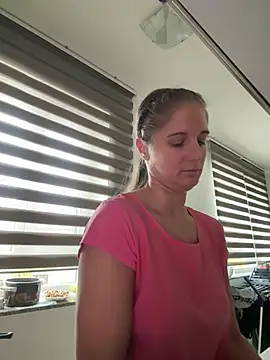 jennifer11772 XXX чат на живо