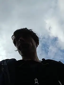 Samuel000000 现场XXX聊天