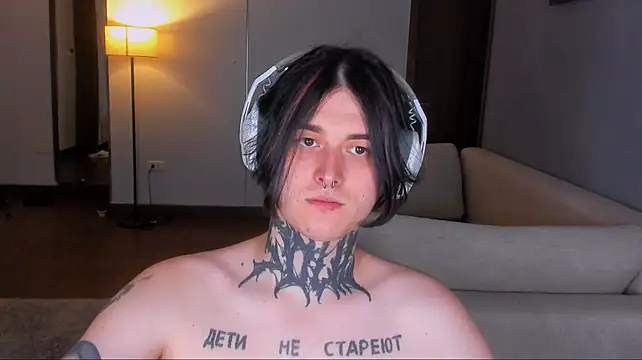 Chatroom XXX en direct de _torfin_