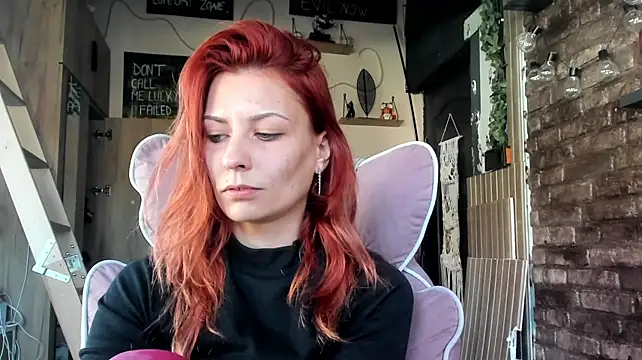 karo123421's Live XXX Chat
