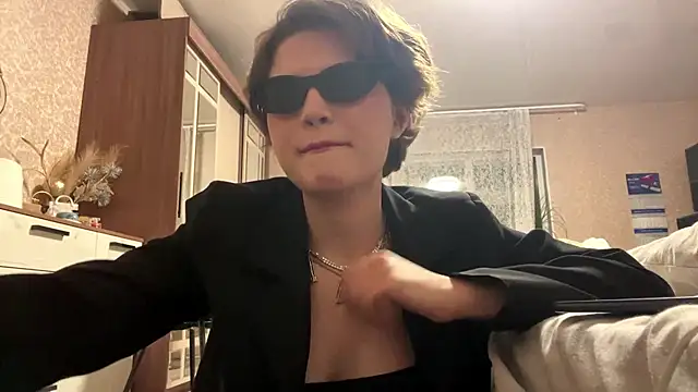 EdlinGathright Live XXX Chat