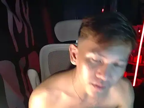 RalfAsian25 Chat XXX in diretta