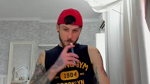 JonahShaw's Live XXX Chat