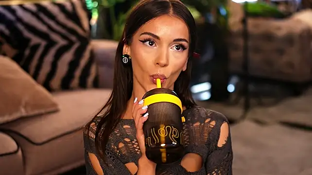 XXX chat uživo modela lexira1n