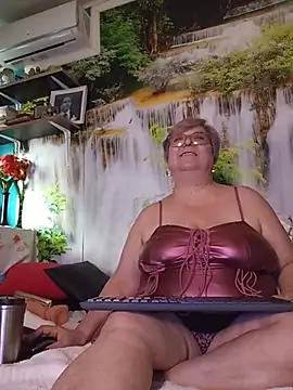 Czat XXX na żywo – QueenPammy1