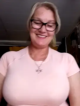 irinamaux Chat XXX in diretta
