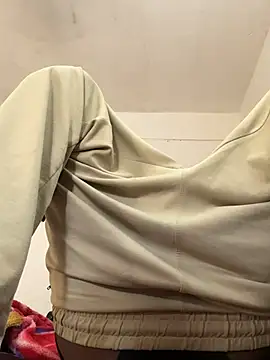 Indorecockyboy's Live XXX Chat